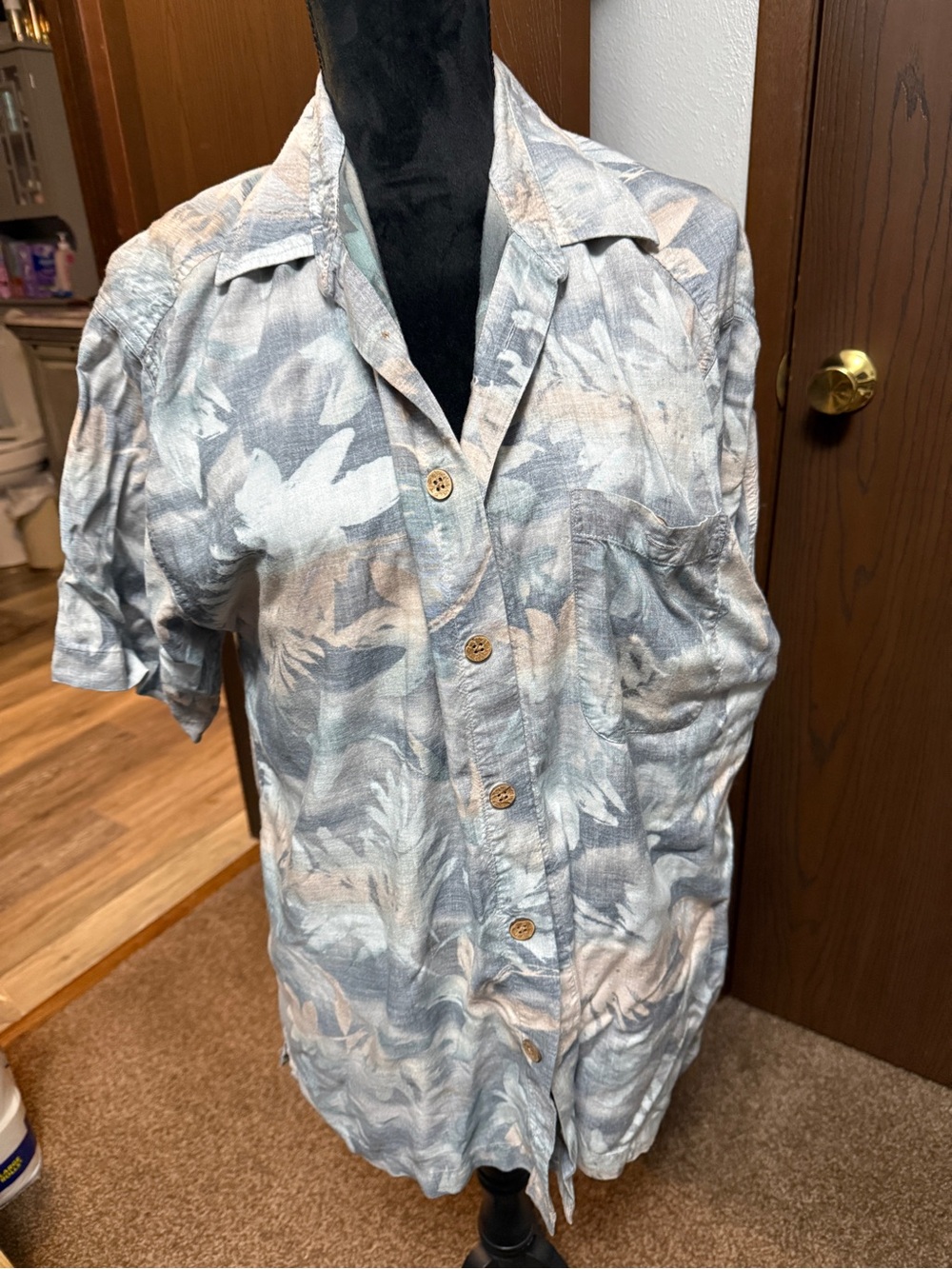 Men's Short-Sleeve Lightweight Shirt Jacket - Light Blue Floral